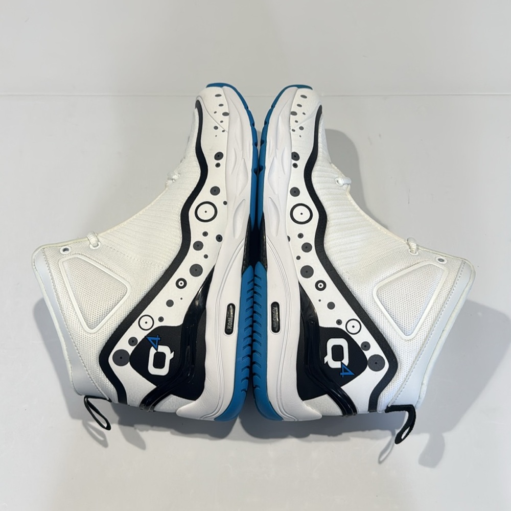 Q4 Bright White Basketball Shoes